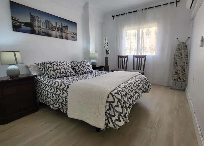 3br Floor Vialia La Union Metro דירה מאלגה